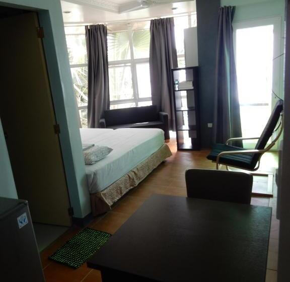 Oslob Seafari Resort