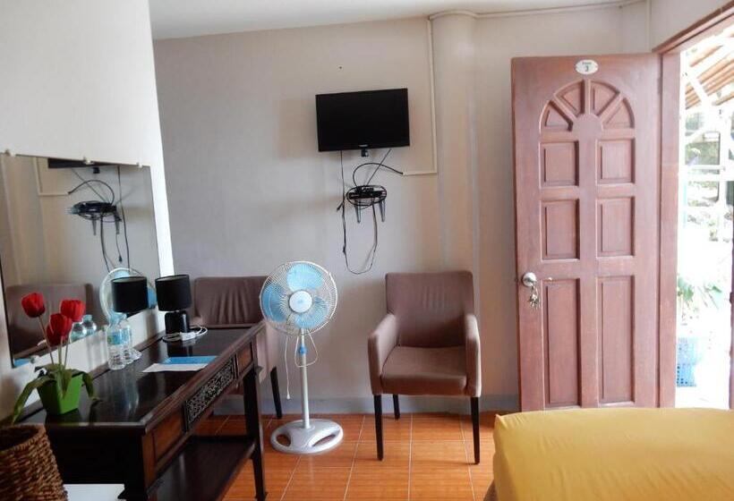 Oslob Seafari Resort