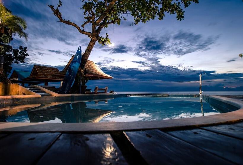 Oslob Seafari Resort