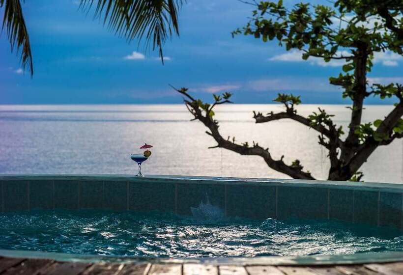 Oslob Seafari Resort