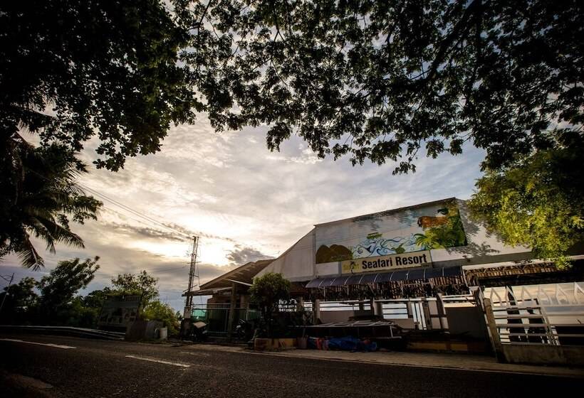 Oslob Seafari Resort
