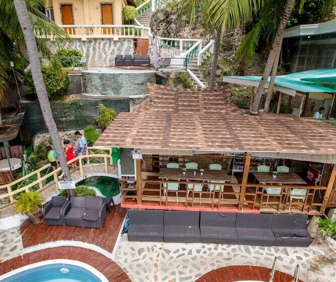 Oslob Seafari Resort