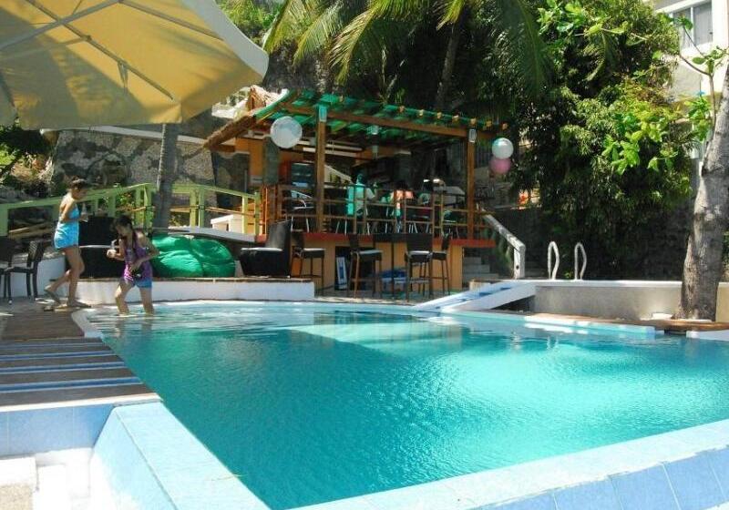 Oslob Seafari Resort