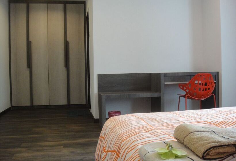 Shamrock Beach Villas Penang Seaview