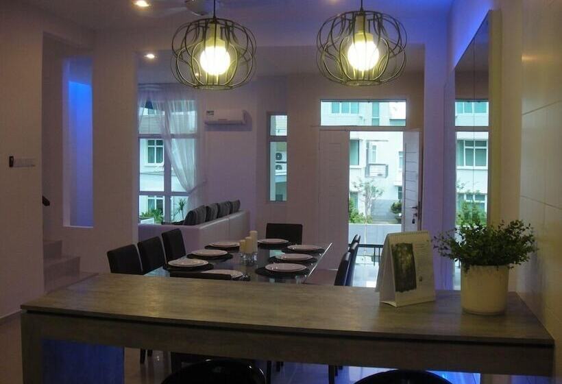 Shamrock Beach Villas