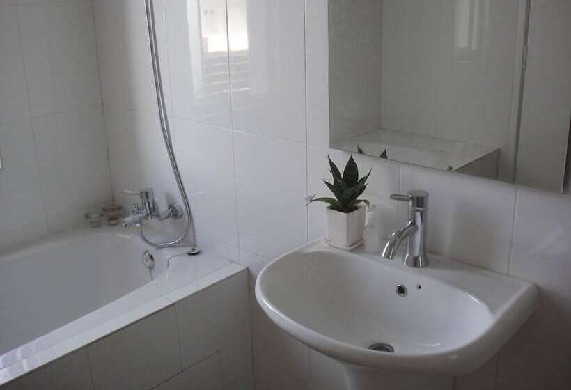 Shamrock Beach Villas