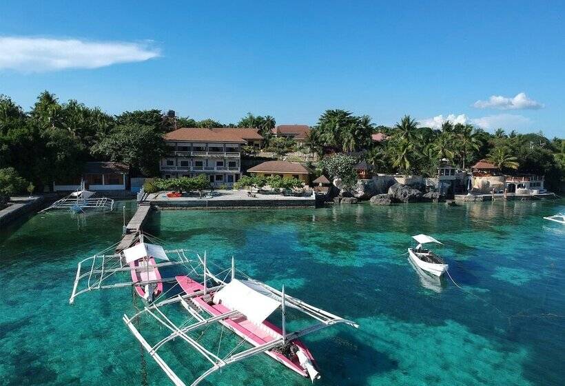 Turtle Bay Dive Resort