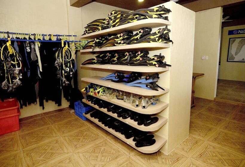 Turtle Bay Dive Resort