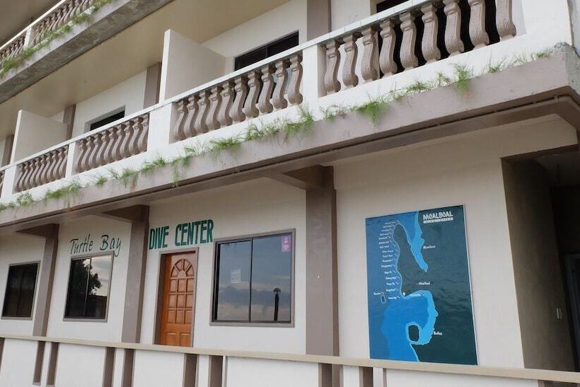 Turtle Bay Dive Resort