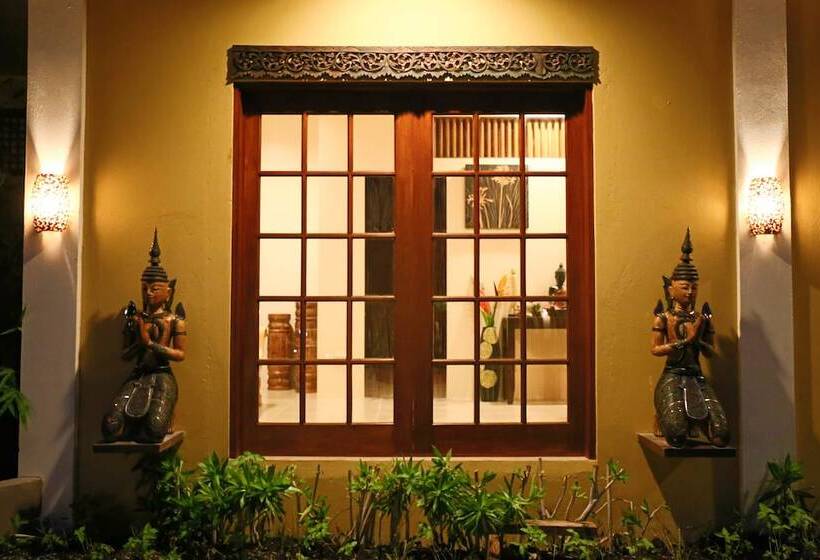 Turtle Bay Dive Resort