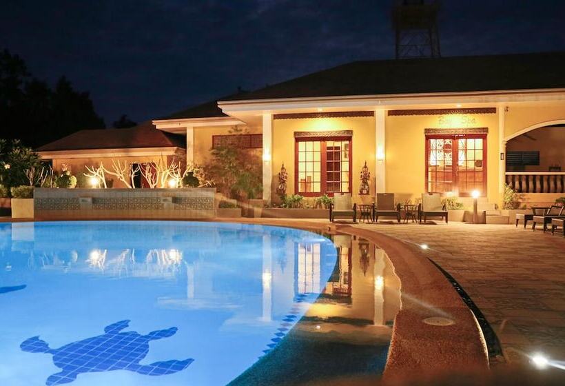 Turtle Bay Dive Resort