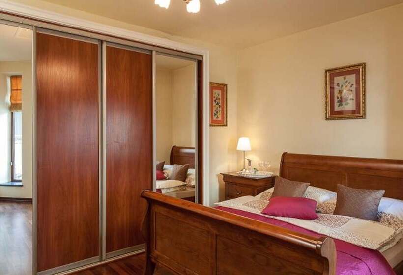 Absynt Apartments Old Town Deluxe