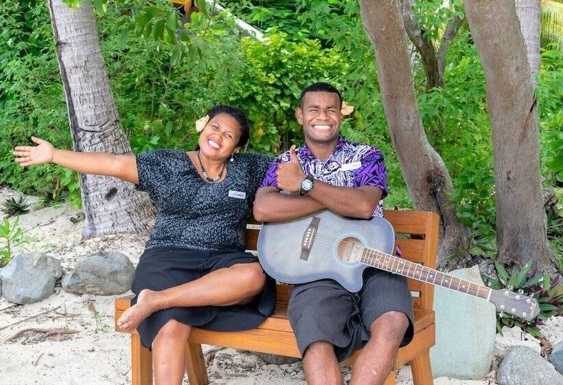 Barefoot Manta Island Resort