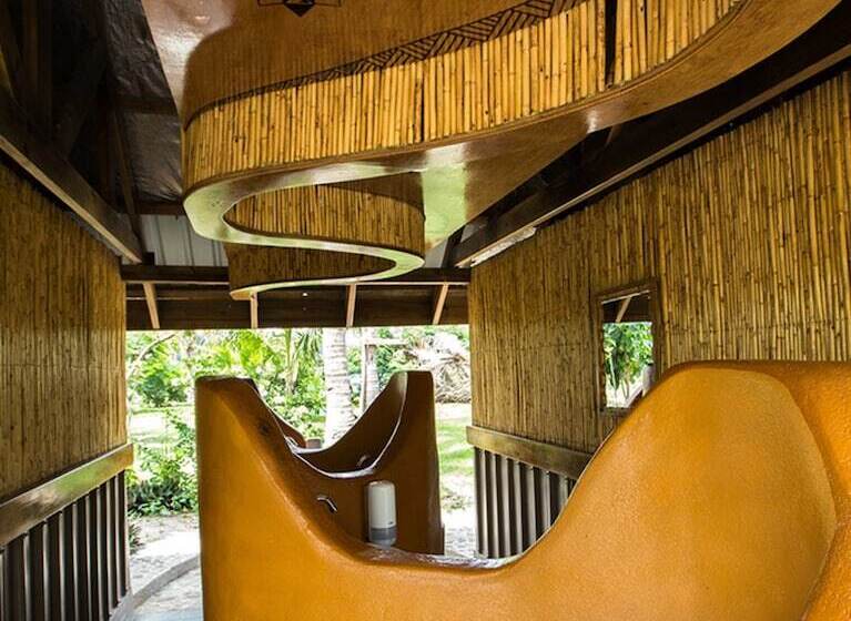 Barefoot Manta Island Resort