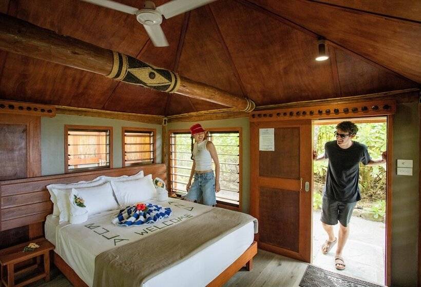 Barefoot Manta Island Resort