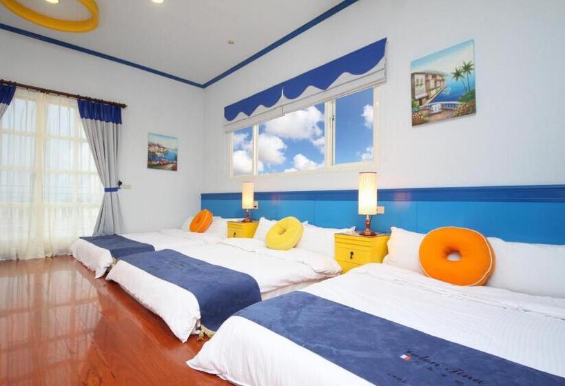 تختخواب و صبحانه Avica Homestay