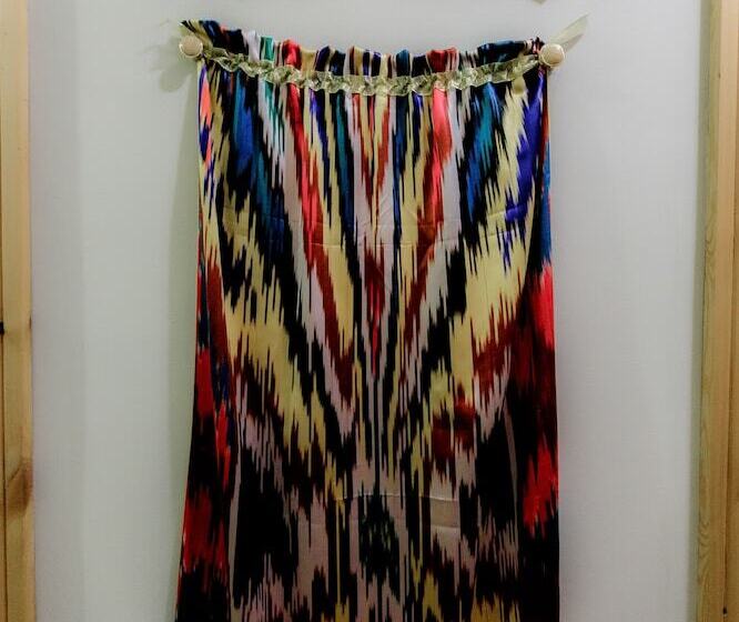 مبيت وإفطار Billuri Sitora