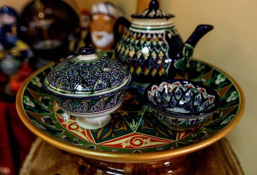 مبيت وإفطار Billuri Sitora