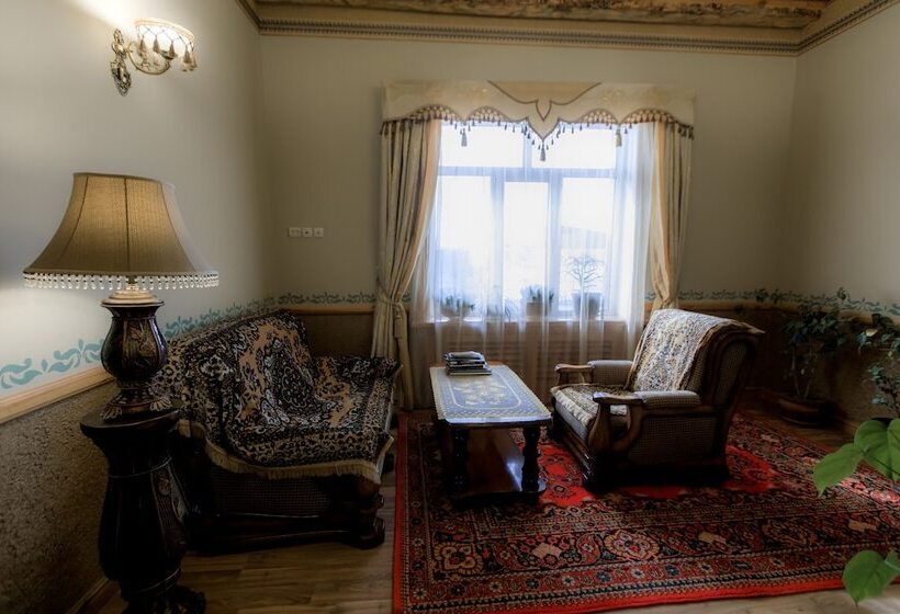 مبيت وإفطار Billuri Sitora