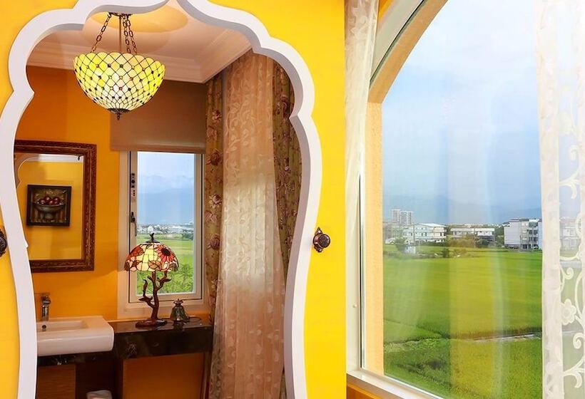 تختخواب و صبحانه Jane Castle