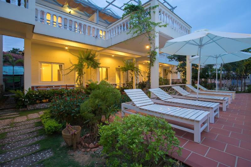 استراحتگاه Blue Paradise Bungalow Phu Quoc