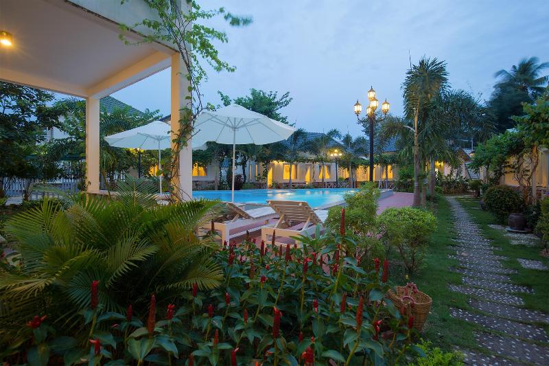 استراحتگاه Blue Paradise Bungalow Phu Quoc