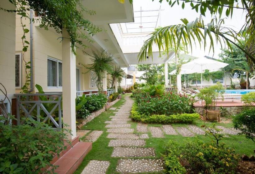 استراحتگاه Blue Paradise Bungalow Phu Quoc