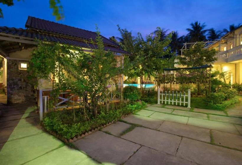 استراحتگاه Blue Paradise Bungalow Phu Quoc