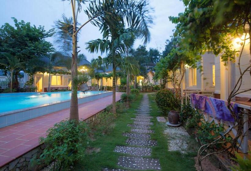 استراحتگاه Blue Paradise Bungalow Phu Quoc