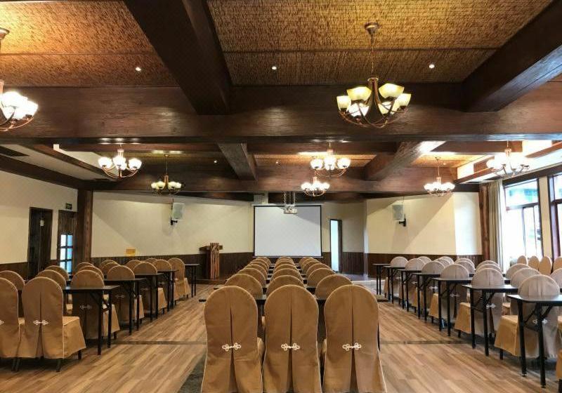 Chuanlord Holiday Manor Hotel Foshan