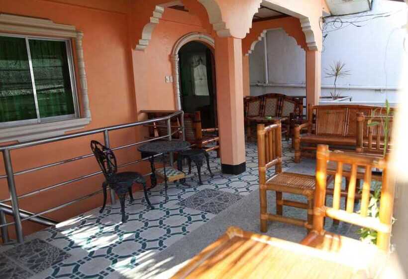 בית מלון כפרי Alamo Bay Inn Boracay