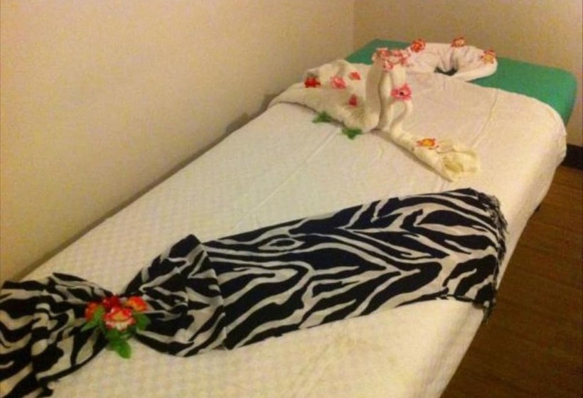 בית מלון כפרי Alamo Bay Inn Boracay