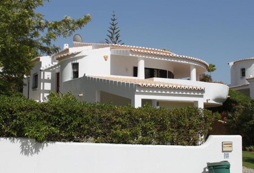 فندق Alto Golf & Country Club