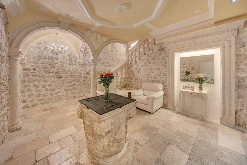 酒店 Apartments More Dubrovnik