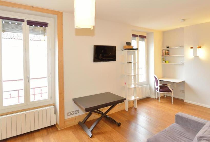 בית מלון כפרי Appart Ambiance - Duguesclin