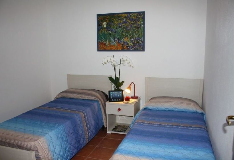 Отель Appartamenti Sole