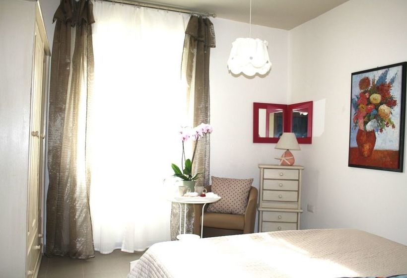 Отель Appartamenti Sole