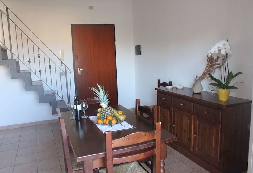 Отель Appartamenti Sole