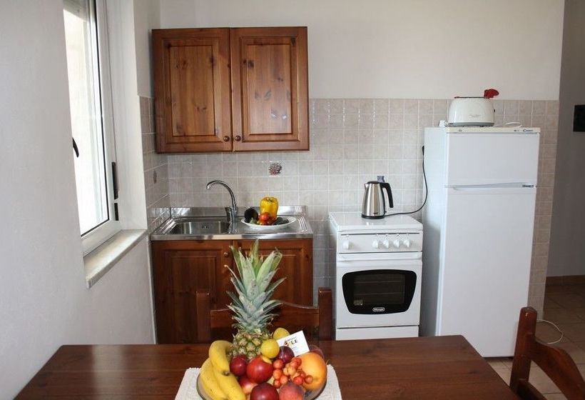 Отель Appartamenti Sole