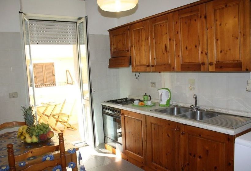 Отель Appartamenti Sole