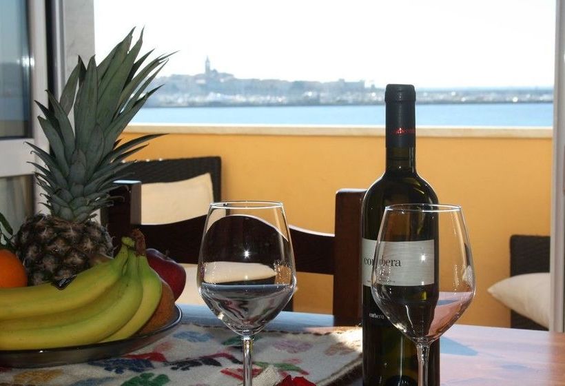 Отель Appartamenti Sole