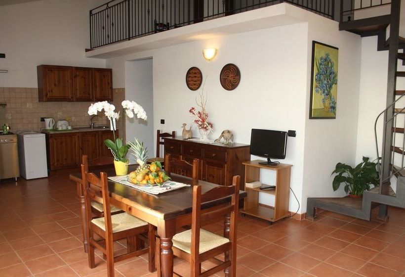 Отель Appartamenti Sole