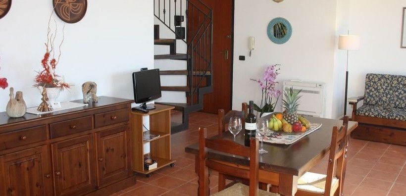 Отель Appartamenti Sole