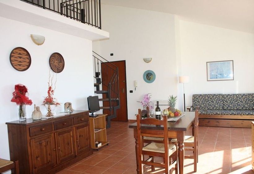 Отель Appartamenti Sole