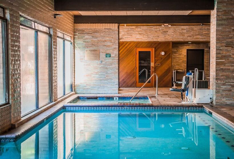 هتل Arroyo Roble Resort