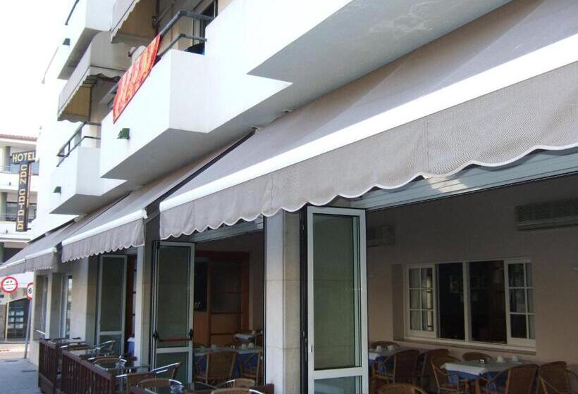 ホテル Can Català