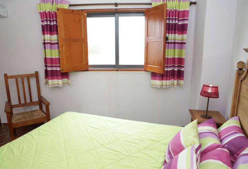 هتل Casas Do Palheiro Velho