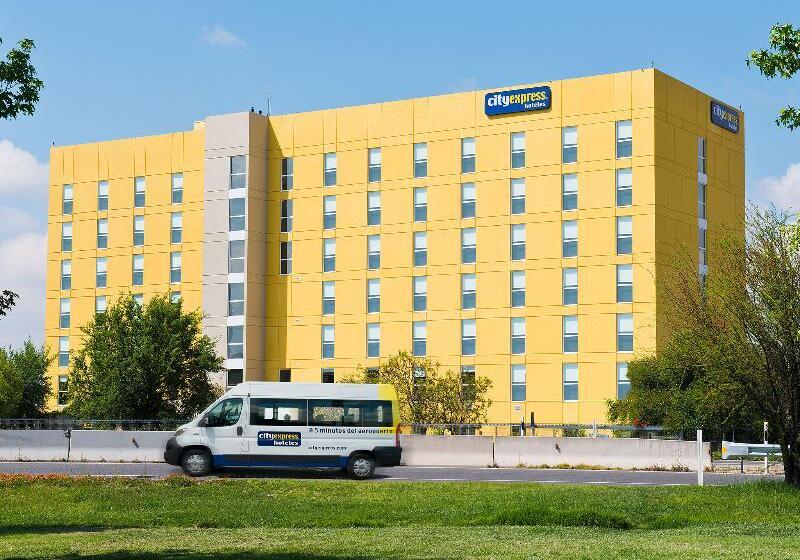 酒店 City Express By Marriott Santiago Aeropuerto