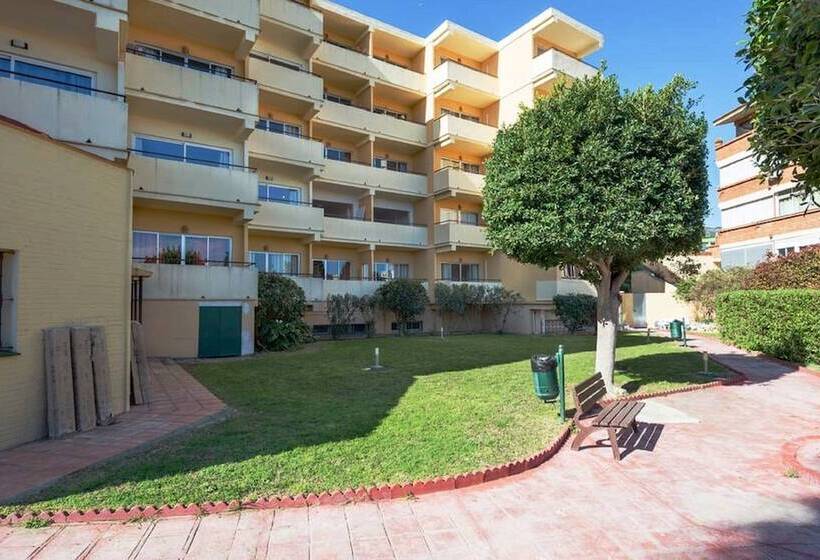 هتل Club Playa Flores