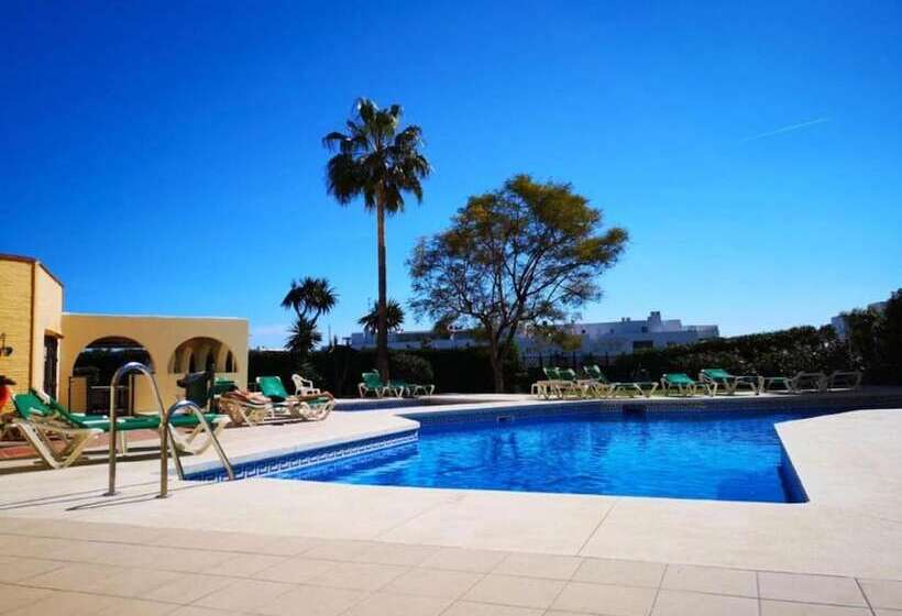 هتل Club Playa Flores